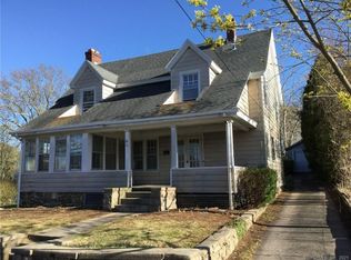 68 Palmer St, Pawcatuck, CT 06379