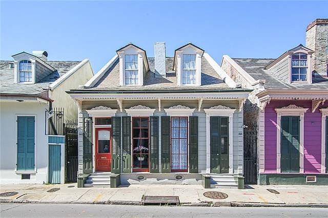 1st image of 818 1/2 Ursulines Ave