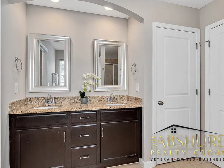 436 Stapleford Ln — Photo 22