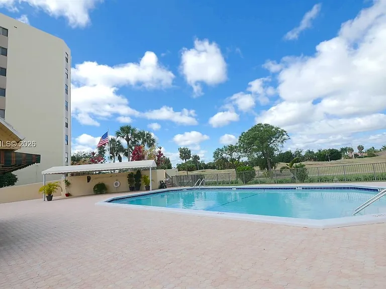 7200 Radice Ct #309 — Photo 40