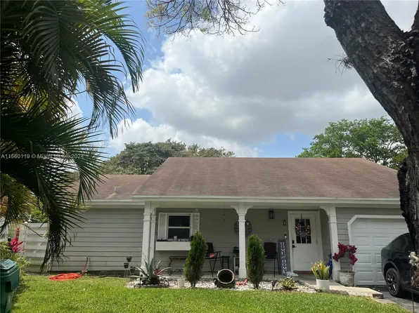 14624 SW 143rd Ct, Miami, FL 33186