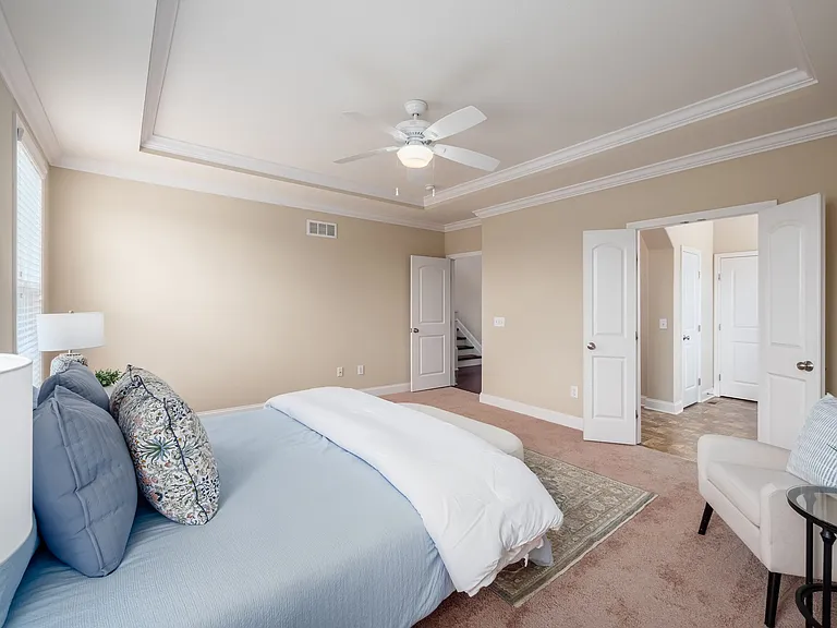 1104 Balmoral Dr #1 — Photo 52