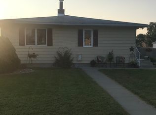 105 S 5th St, Battle Creek, NE 68715