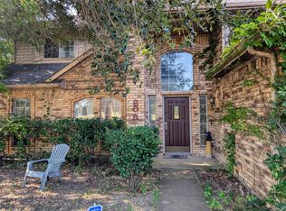 608 Fuller Dr, Cedar Hill, TX 75104