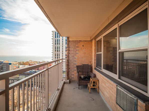 2915 West 5th Street image 12 of 17