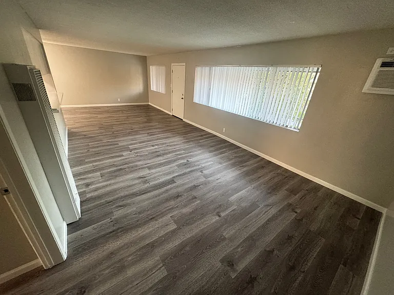 1235 N San Gabriel Ave #15 — Photo 14