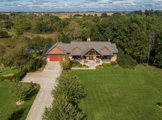 2598 Quincy Rd NE, Solon, IA 52333