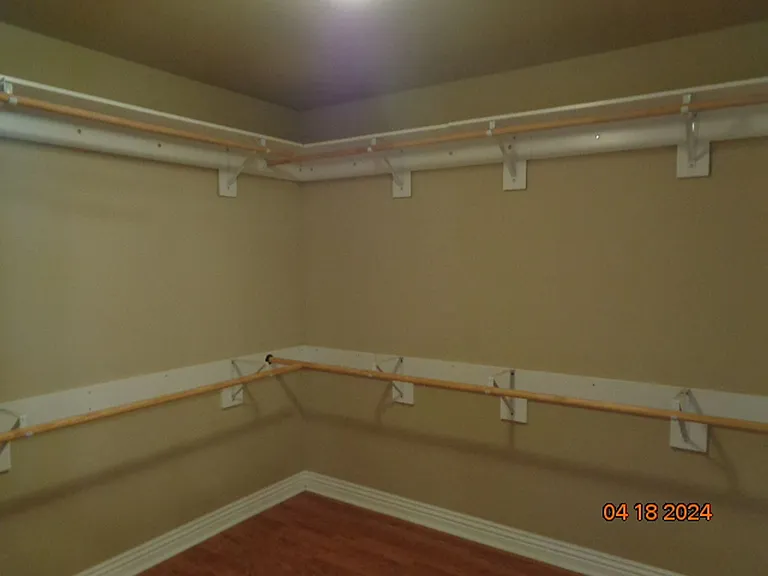2064 W Avenue K #6 — Photo 16