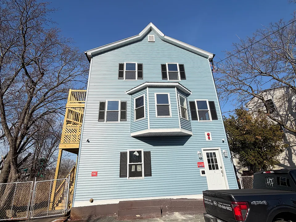 57 Oak Island St #1