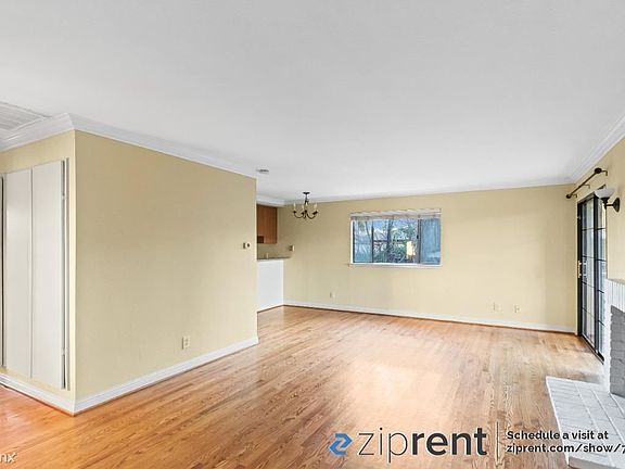 5th image of 824 Cedar St