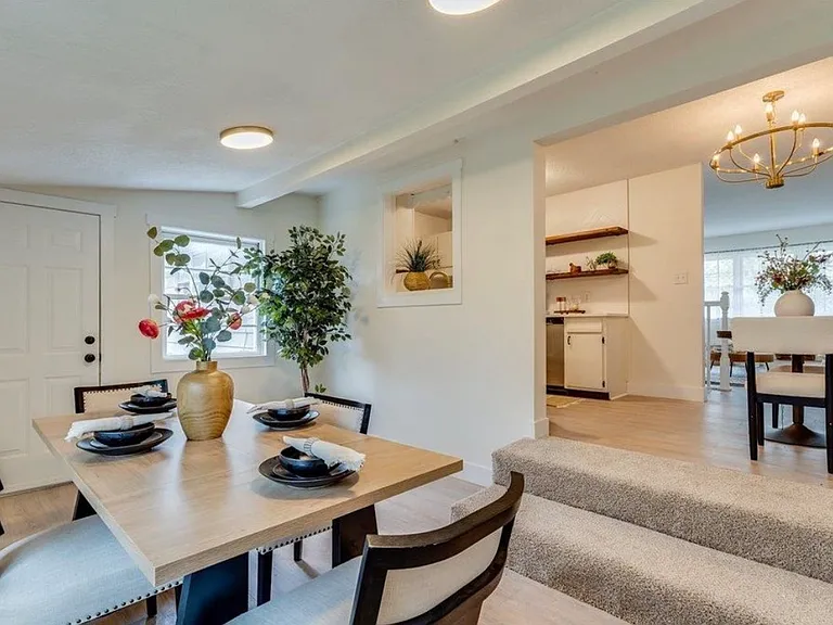565 S Circle Dr — Photo 6