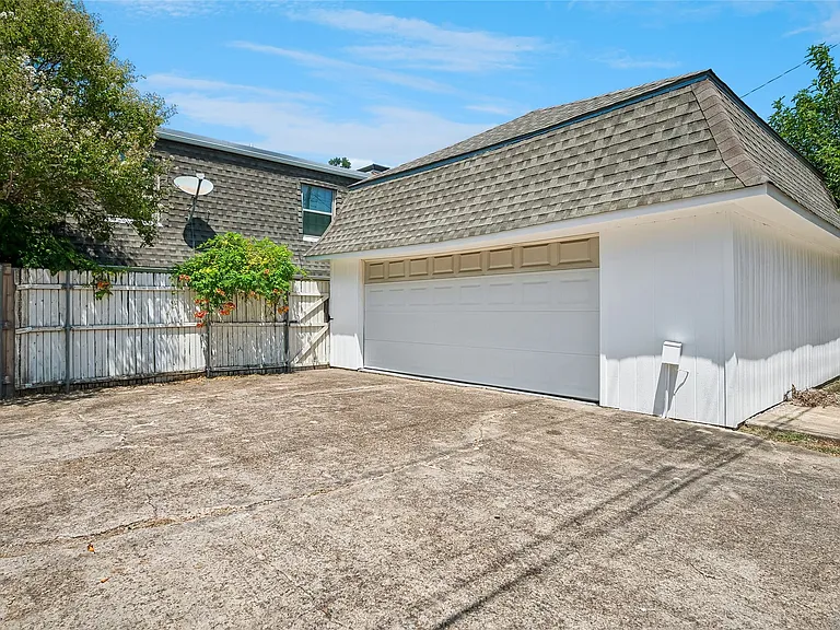 10503 Berry Knoll Dr — Photo 16