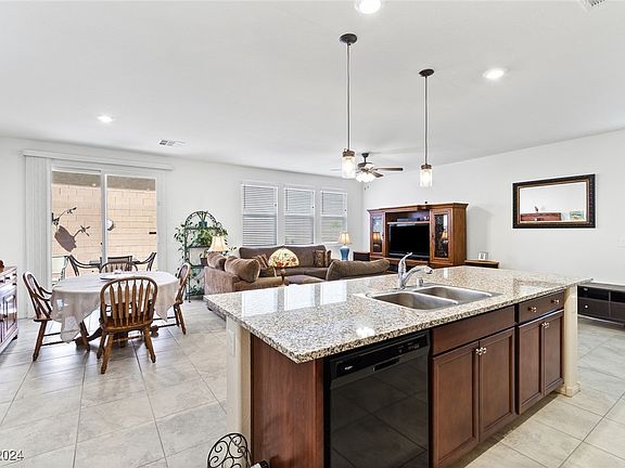 5th image of 7915 Forspence Ct