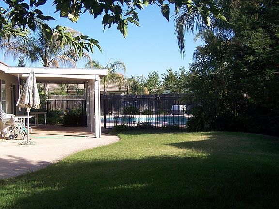 side yard