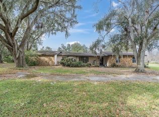 4203 Stanley Rd, Plant City, FL 33565