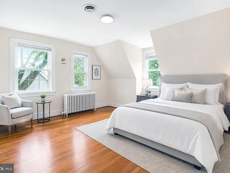 4602 Derussey Pkwy — Photo 30