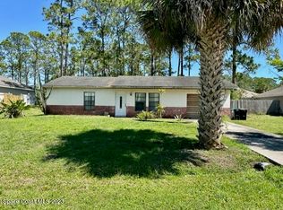 449 San Luis St SW, Palm Bay, FL 32908