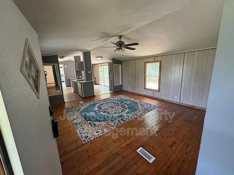 7113 Highway 27 S — Photo 2