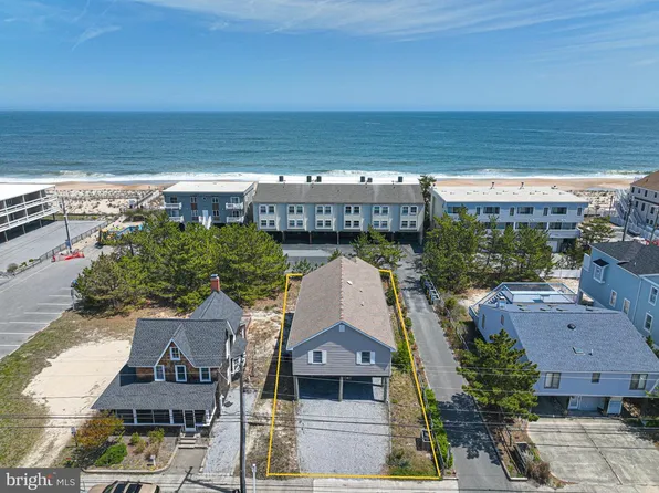 46 N Atlantic Ave, Bethany Beach, DE 19930