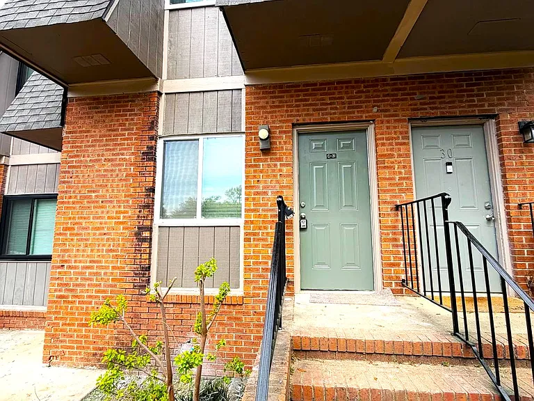 31 Canterbury Ct — Photo 46