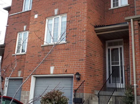 120 Railroad St Unit 4, Brampton, ON L6X 5A1