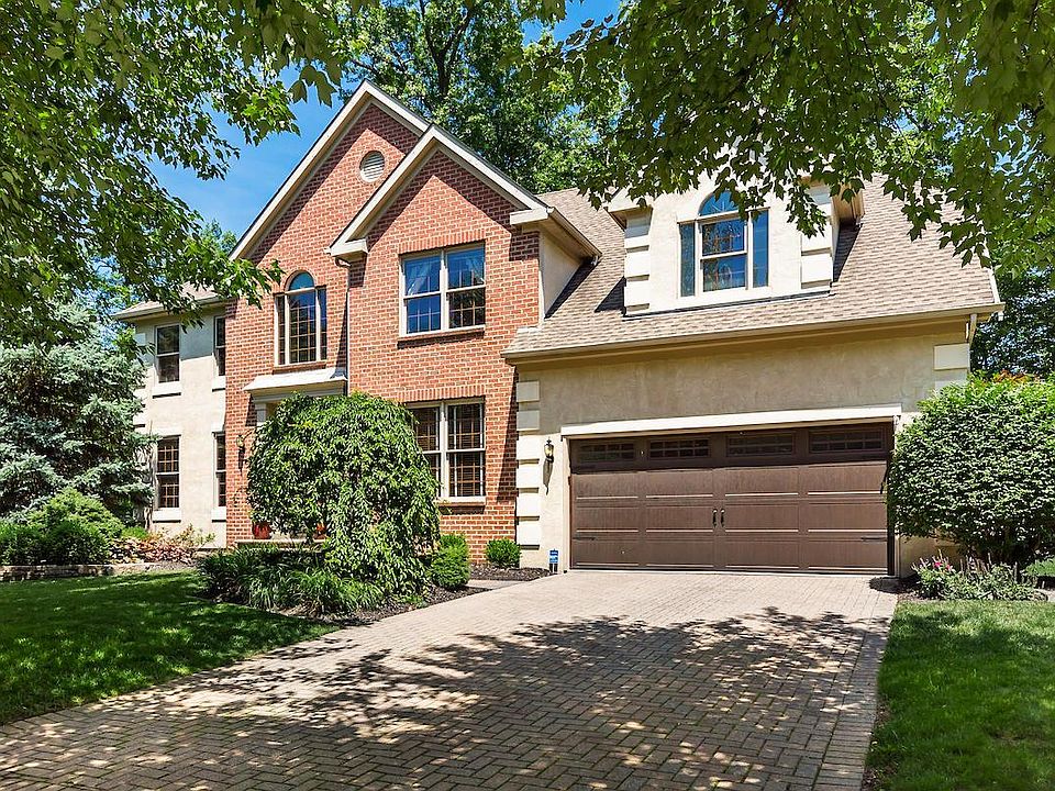 1st image of 300 Ashmoore Dr