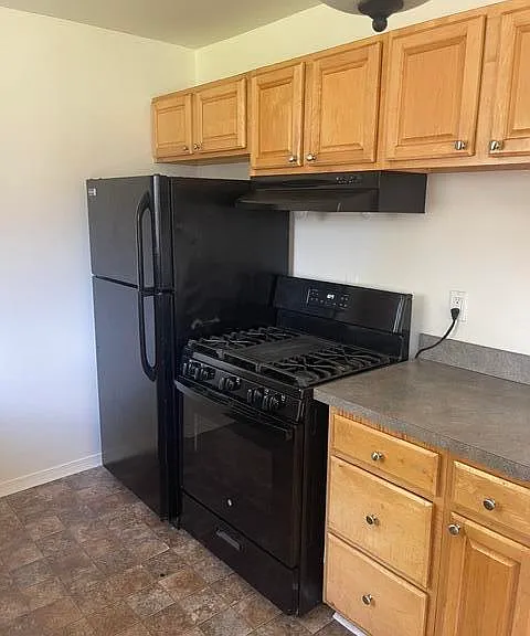 8375 Hillcrest Blvd — Photo 4
