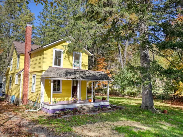547 Valley Rd, Brooktondale, NY 14817