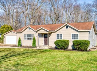 1673 Edwin Dr, Brighton, MI 48114
