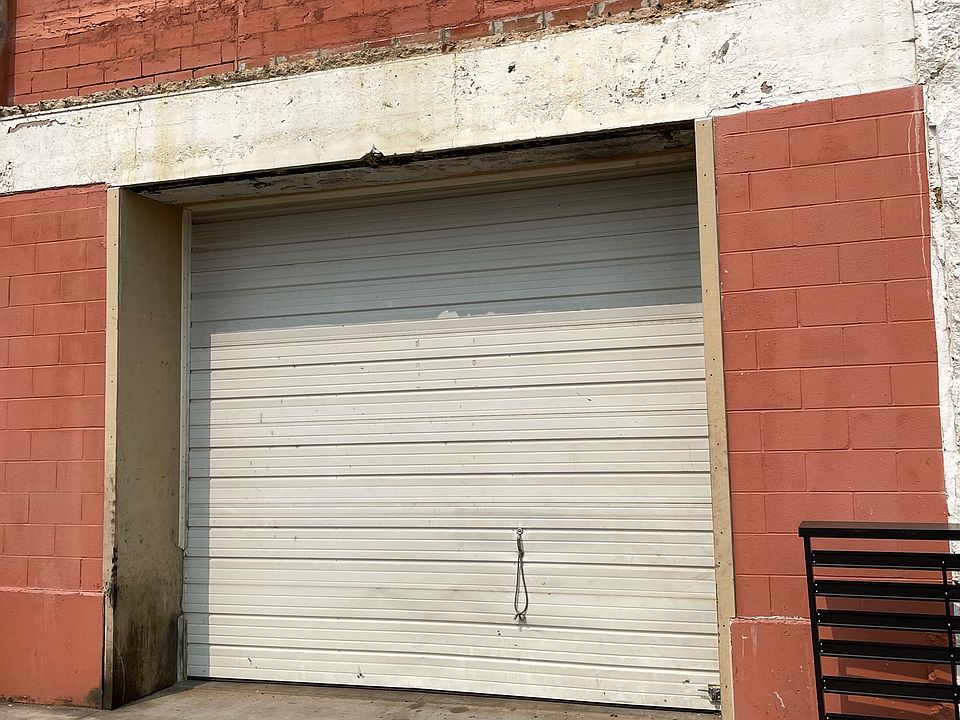1st image of 1120 6th Ave #3