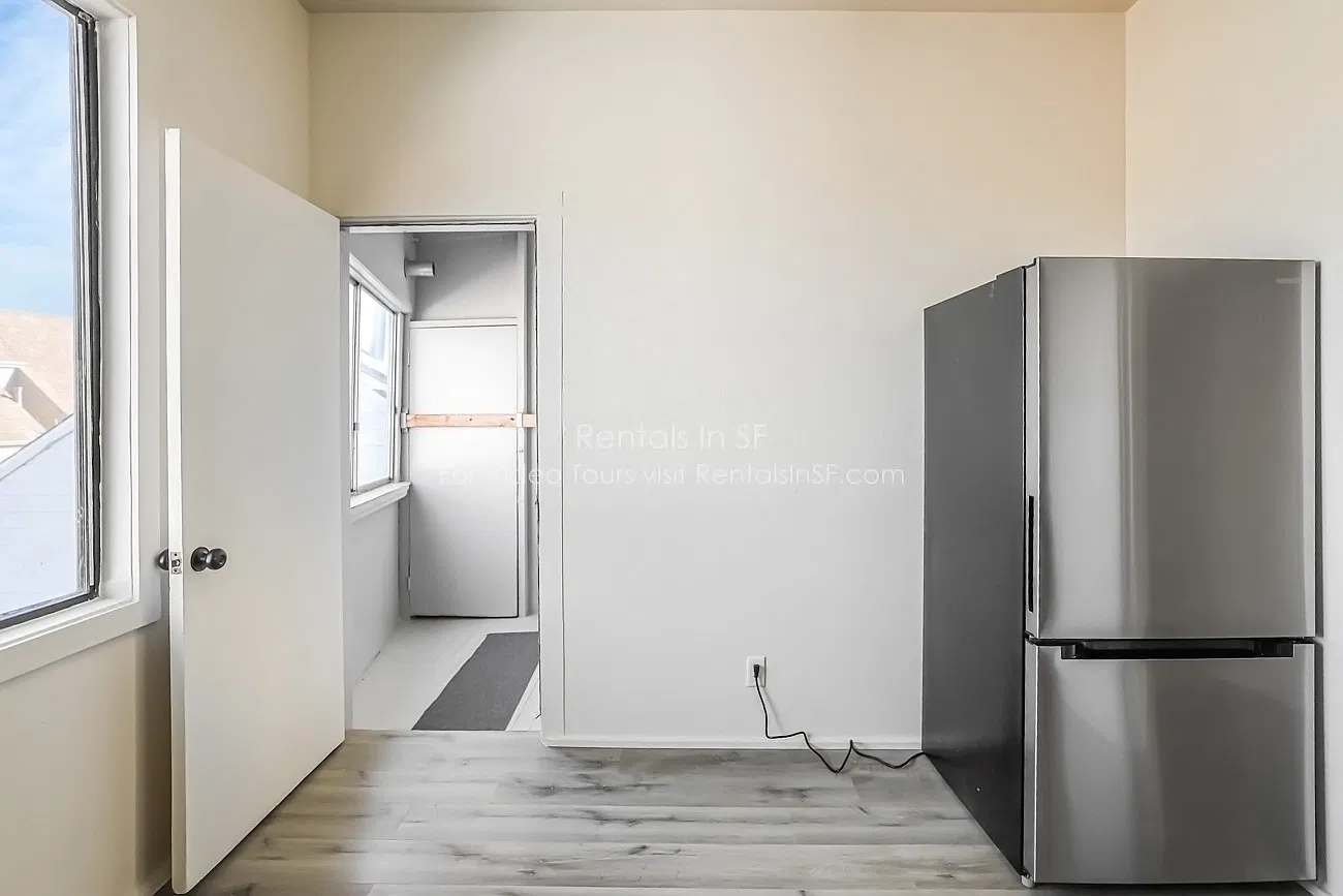 3 bed, 1.0 bath, $5,495 — Photo 4