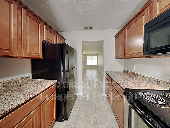 3rd image of 725 Northlake Blvd APT 1