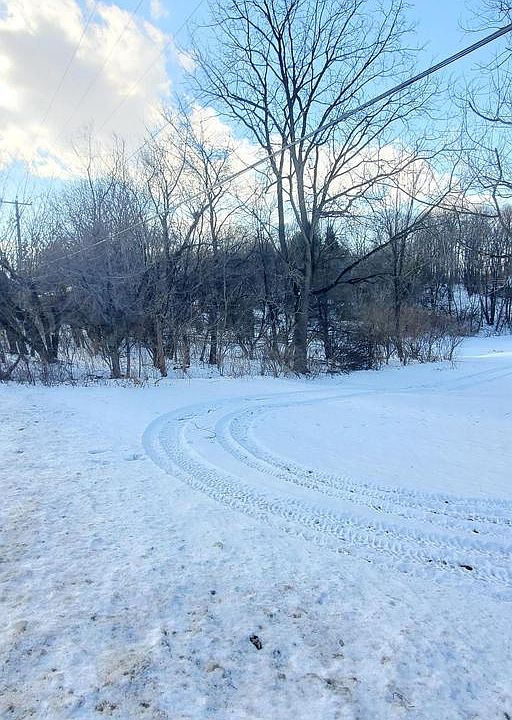 1st image of 1525 Mount Zion Rd