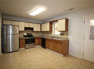 4438 Coopers Creek Dr SE, Smyrna, GA 30082