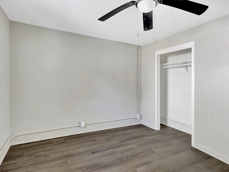 2751 Malvern Ave — Photo 21