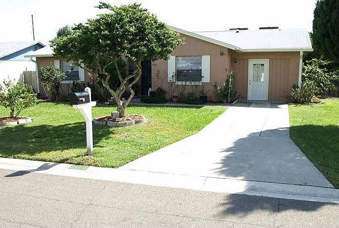 1st image of 404 La Paz Dr