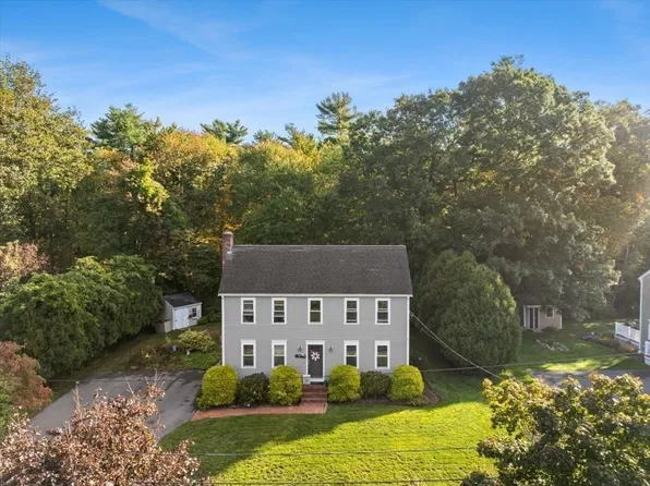 67 Briar Rd, Taunton, MA 02780