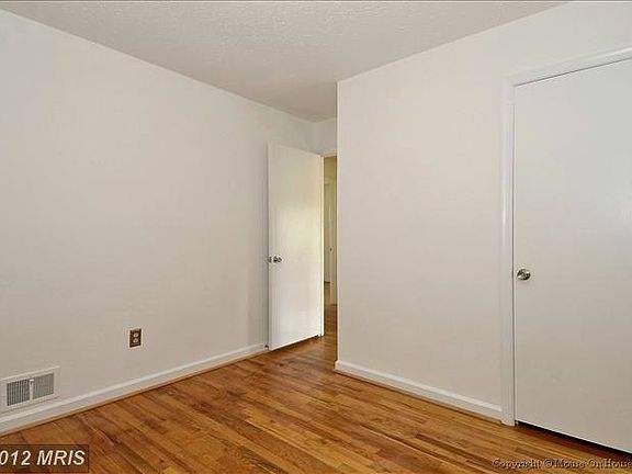 4th image of 3717 Austin Ave