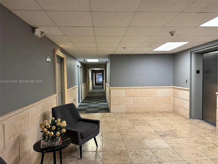 7545 E Treasure Dr #5G — Photo 10