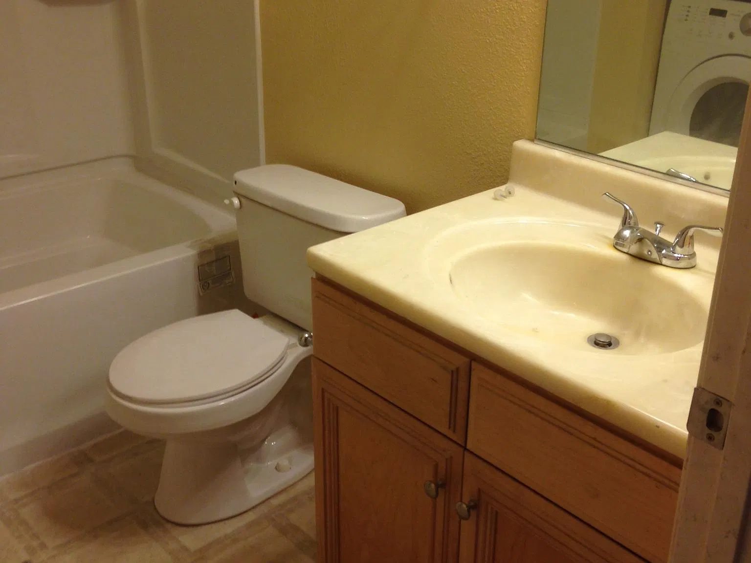 3 bed, 1186 sqft, $2,950 — Photo 4
