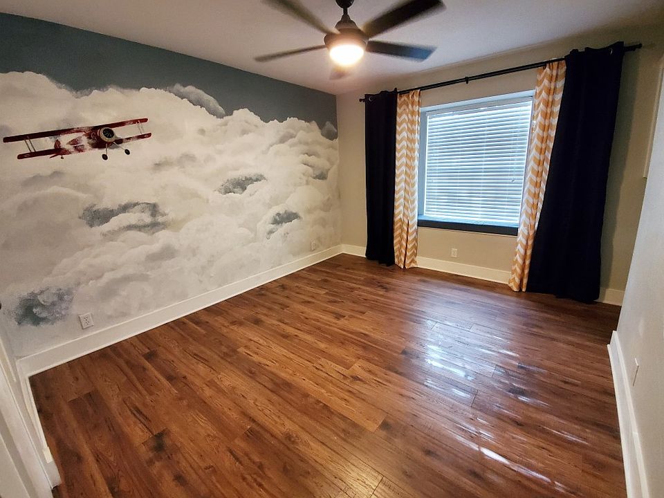 1st image of 5004 Sherwood Dr