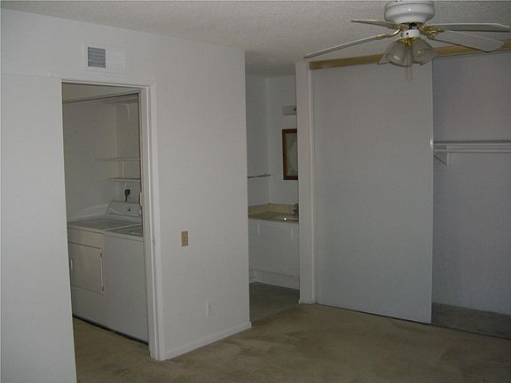 5th image of 1715 E Avenida De Las Flores