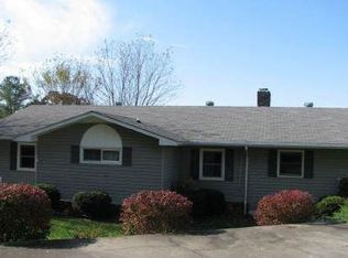 63 Pine Cone Ln, Warne, NC 28909