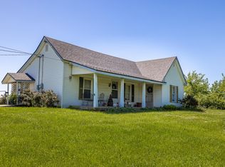 380 Bunker Hill Rd, Paris, KY 40361