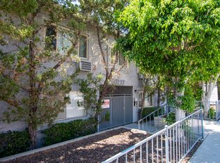 10237 Fernglen Ave #112, Tujunga, CA 91042