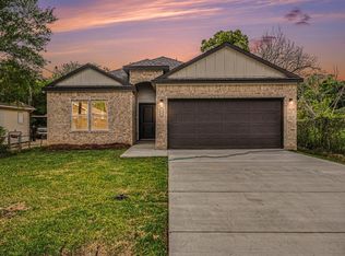 2301 Boss St, La Marque, TX 77568