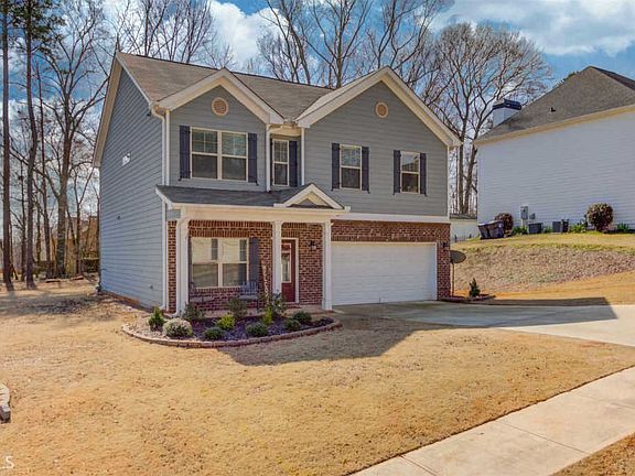 2nd image of 126 Grand Oak Dr
