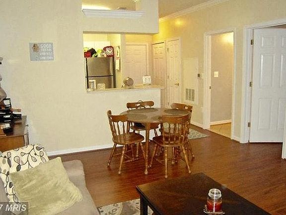 3rd image of 4550 Strutfield Ln APT 2112