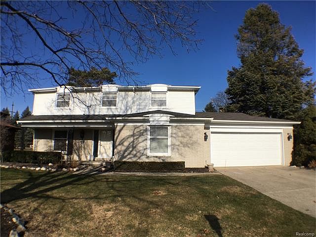 1st image of 32658 Olde Franklin Dr