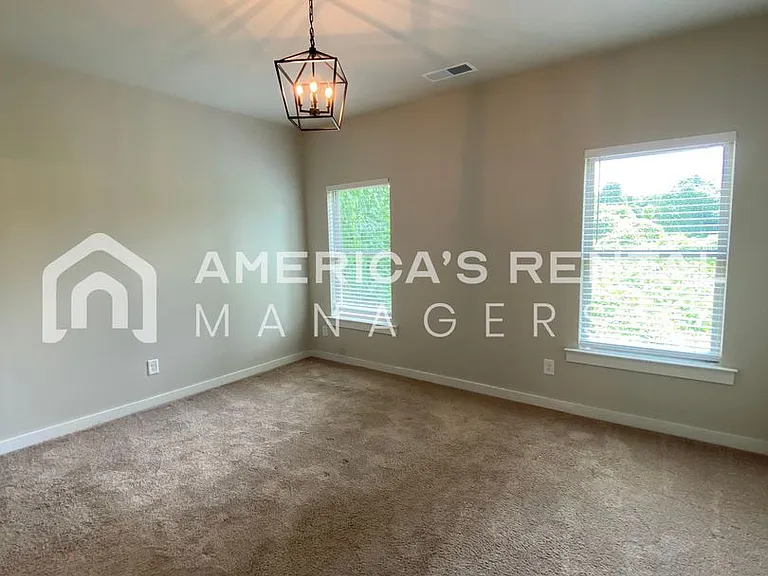 270 Buckhorn Cir — Photo 3